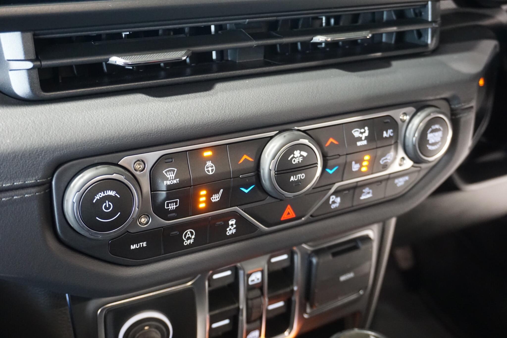 Jeep Wrangler 2.0 GME Sahara SUV 4dr Petrol Auto 4WD Euro 6 (s/s) (272 ps)